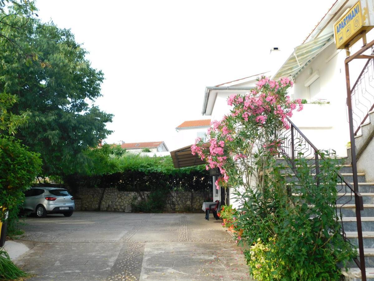 Apartments Marica 克尔克 外观 照片