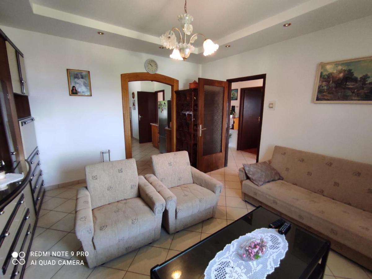 Apartments Marica 克尔克 外观 照片